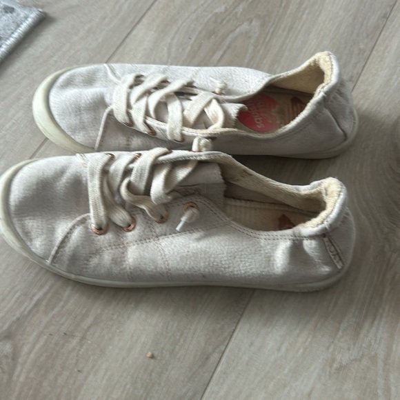 🎀ROXY slip-on shoes - Picture 3 of 3